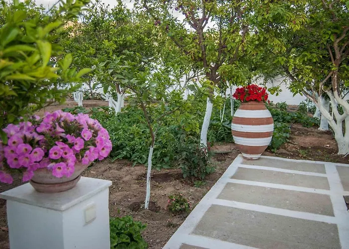 Perivoli 3-chora アパート *